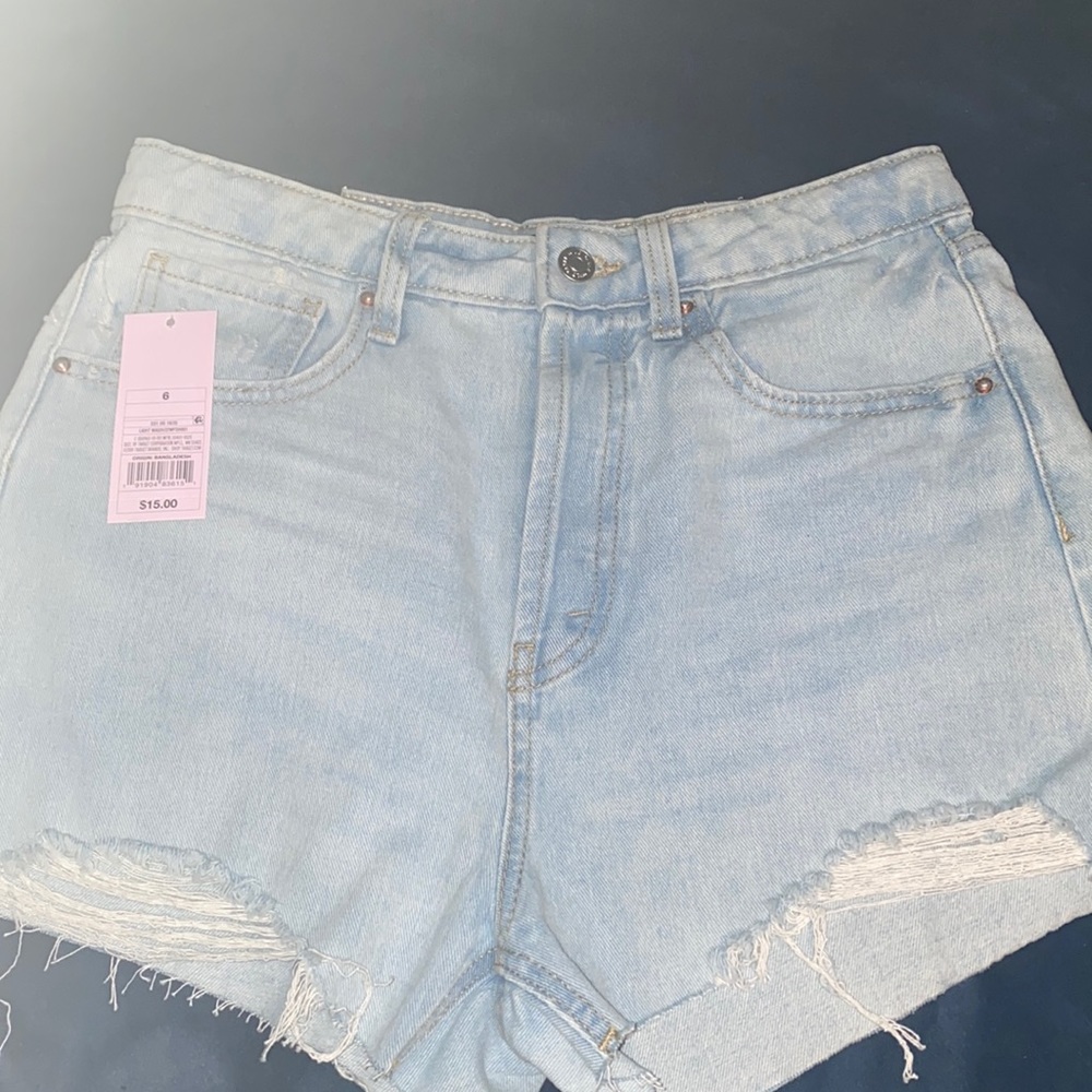 Super cute short